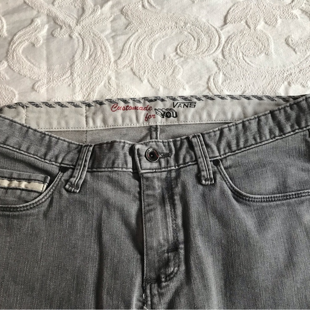 VANS 👖👖Jeans Gray Straight Leg 👖👖 Size 31/30